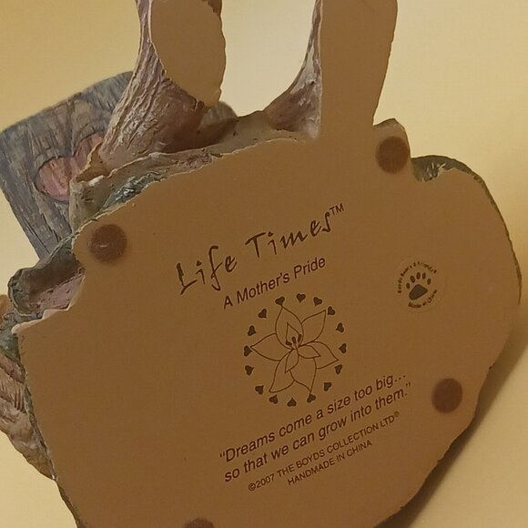 Original Boyd's Bears Collection "A Mother's Pride" Collectible Figure 2007 - Picture 6 of 8